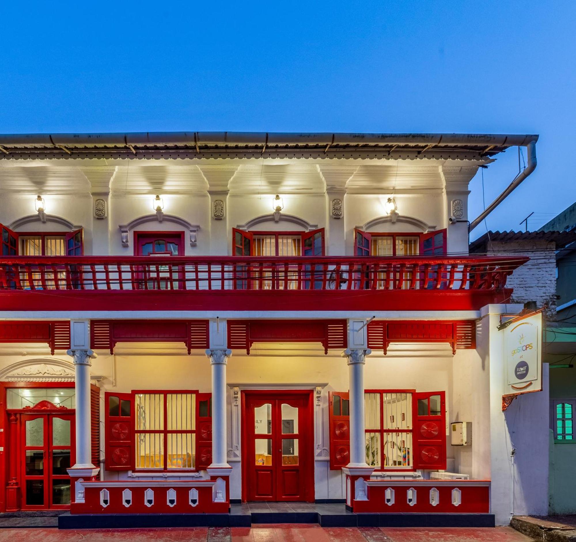 Gostops Lite Kochi 外观 照片